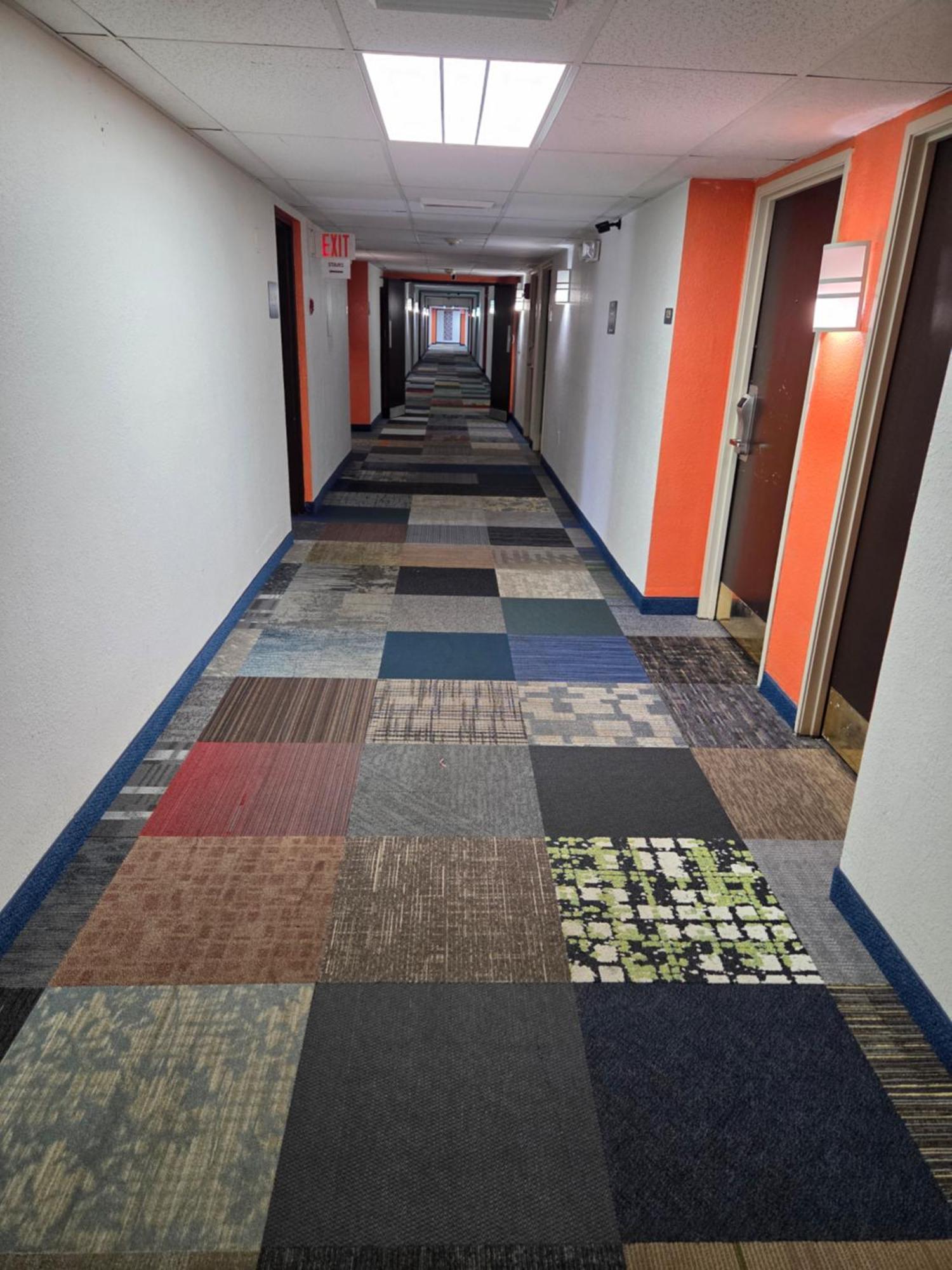 Red Carpet Inn Gibbstown Esterno foto